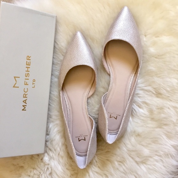 marc fisher gold flats
